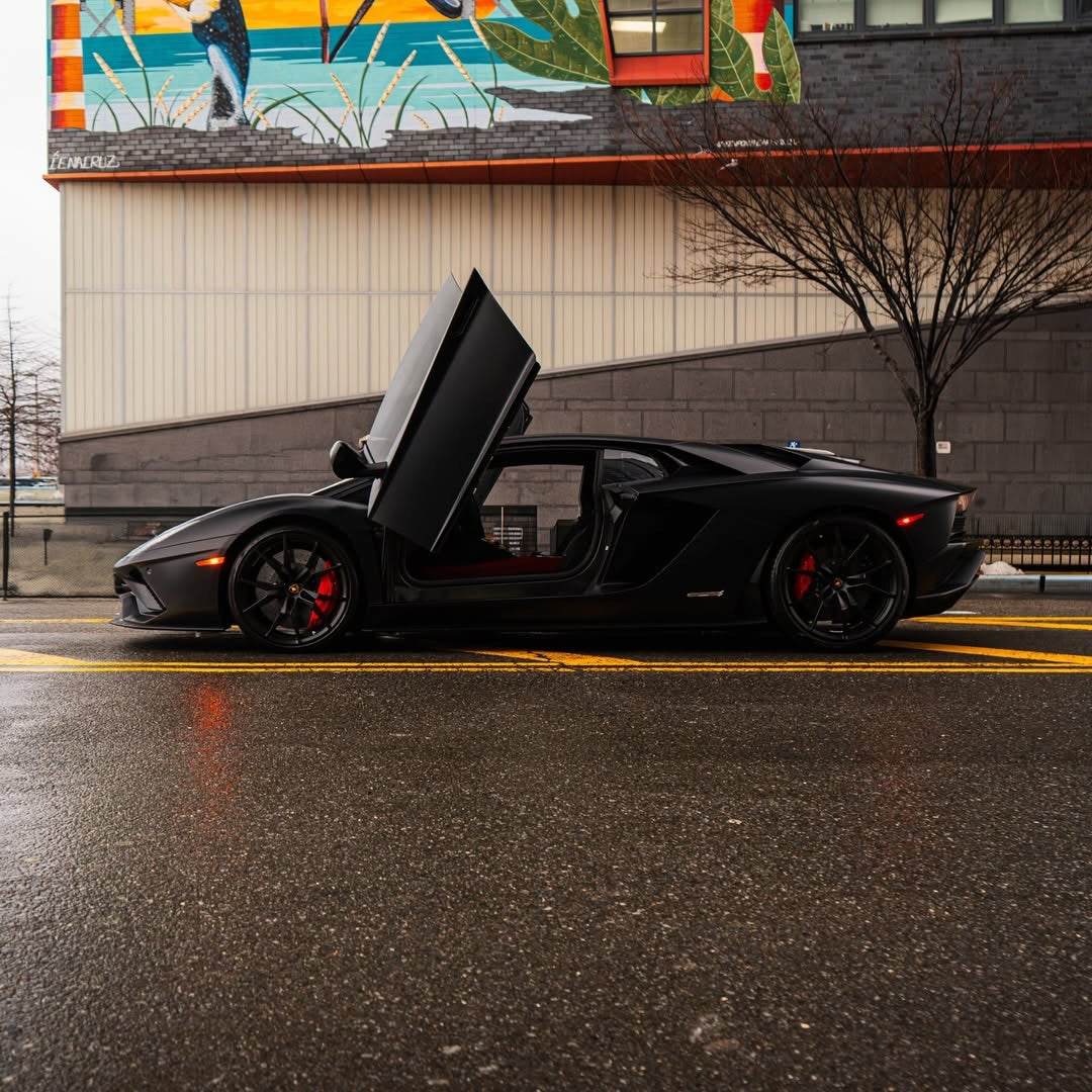 Lamborghini Aventador