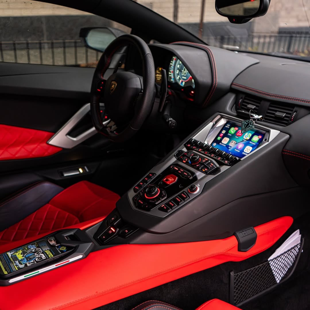 Lamborghini Aventador