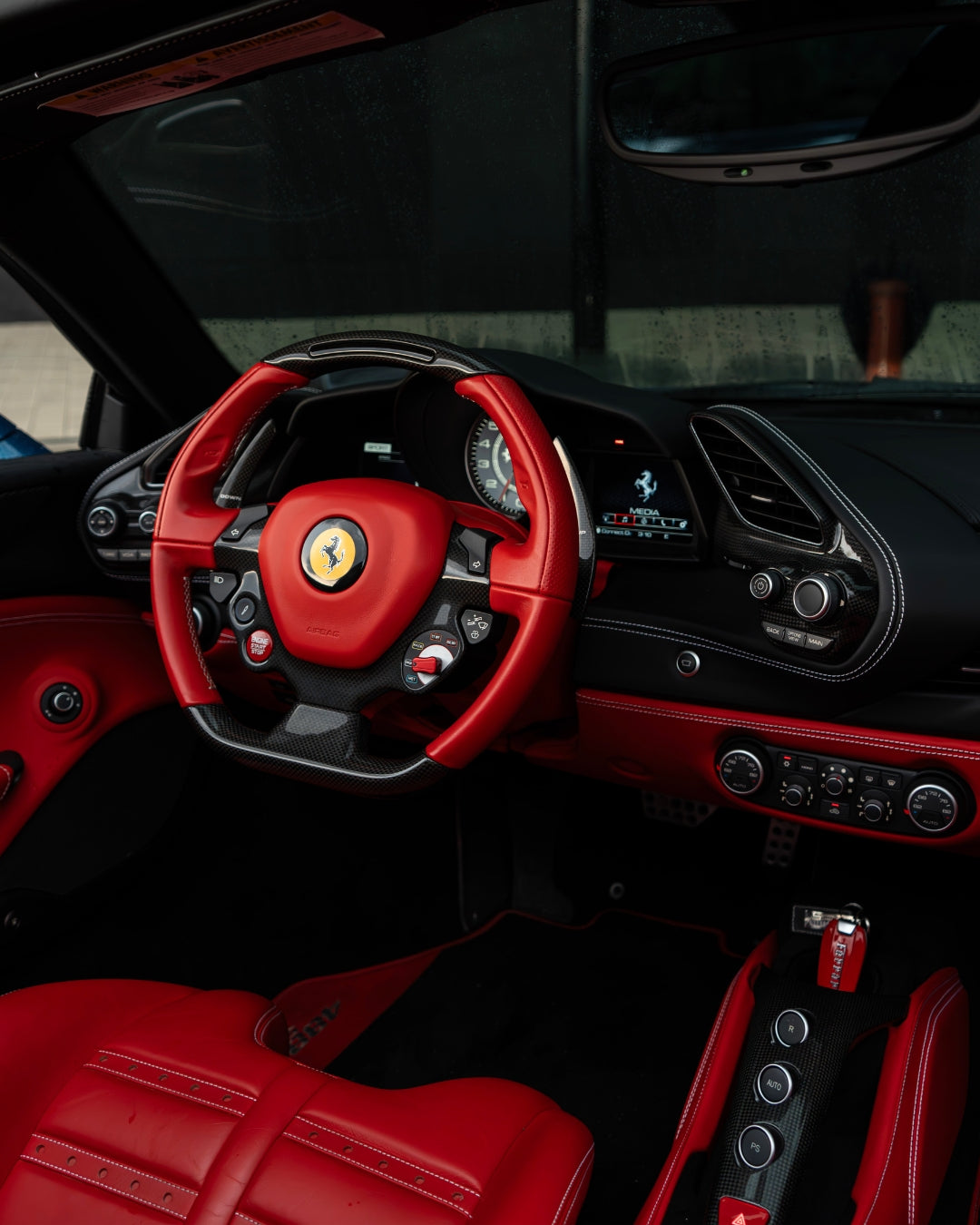 Ferrari 488 Spider Blu Abu Dhabi
