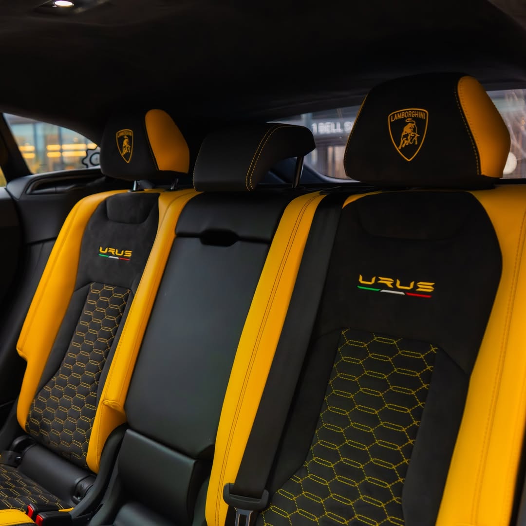 Lamborghini Urus (Matte Yellow)