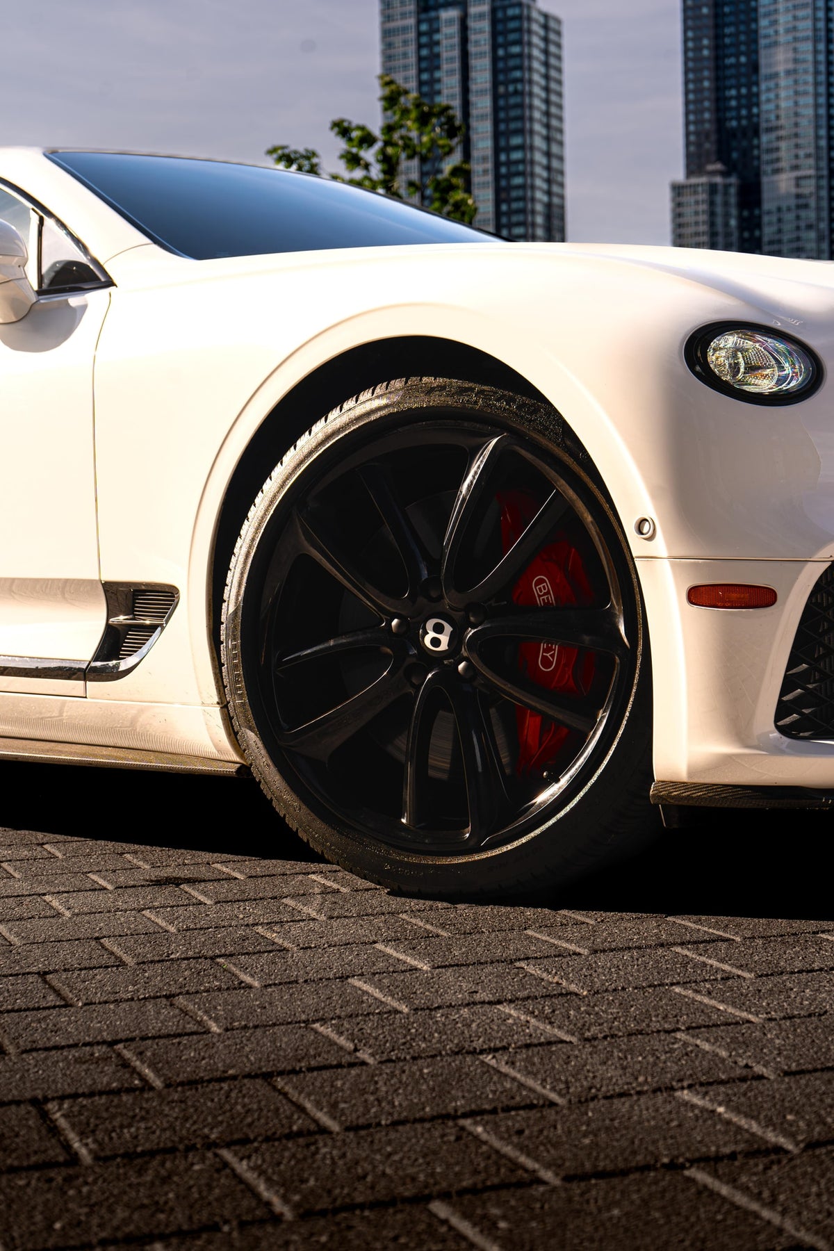 2020 Bentley Continental GT White — vehicle photo 11