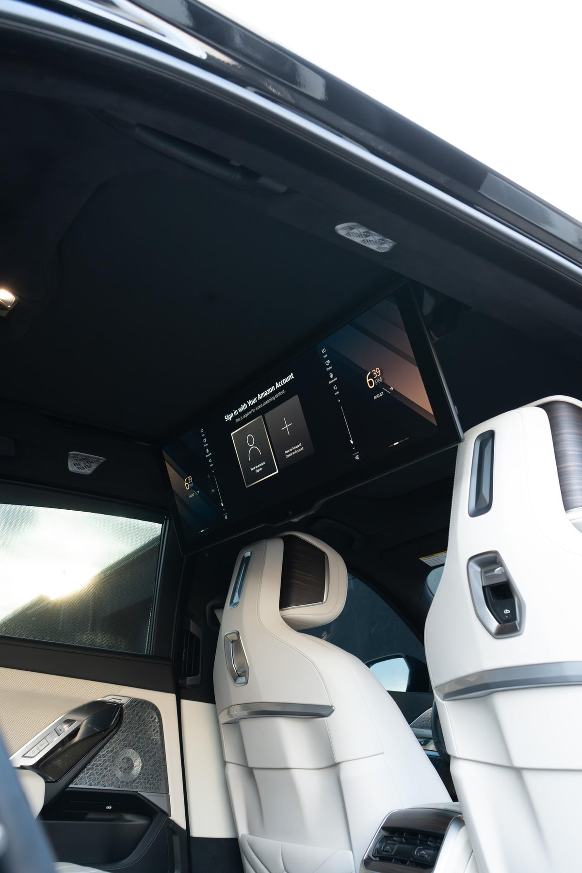 2023 BMW 760i Black — vehicle photo 11