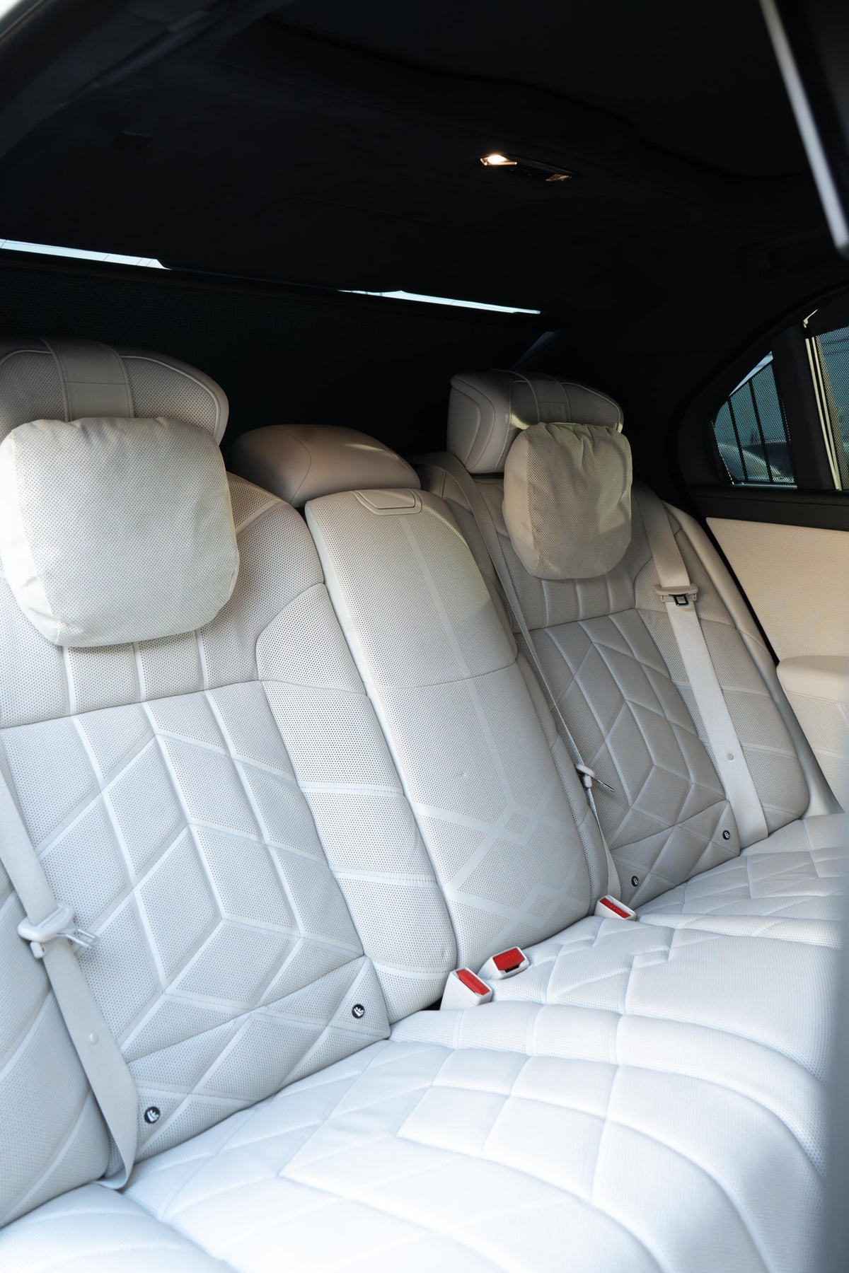2023 BMW 760i Black — vehicle photo 14