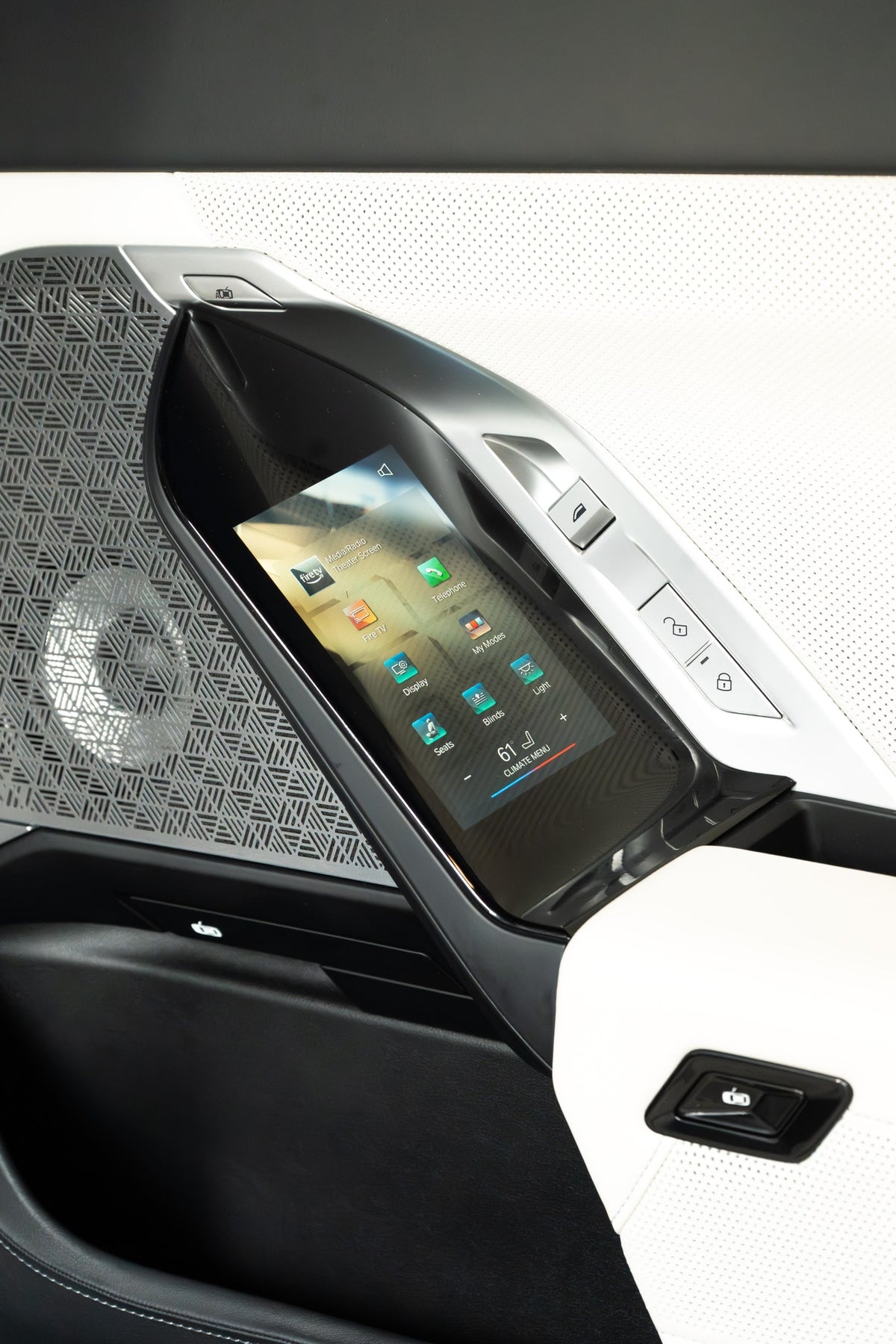 2023 BMW 760i Black — vehicle photo 15