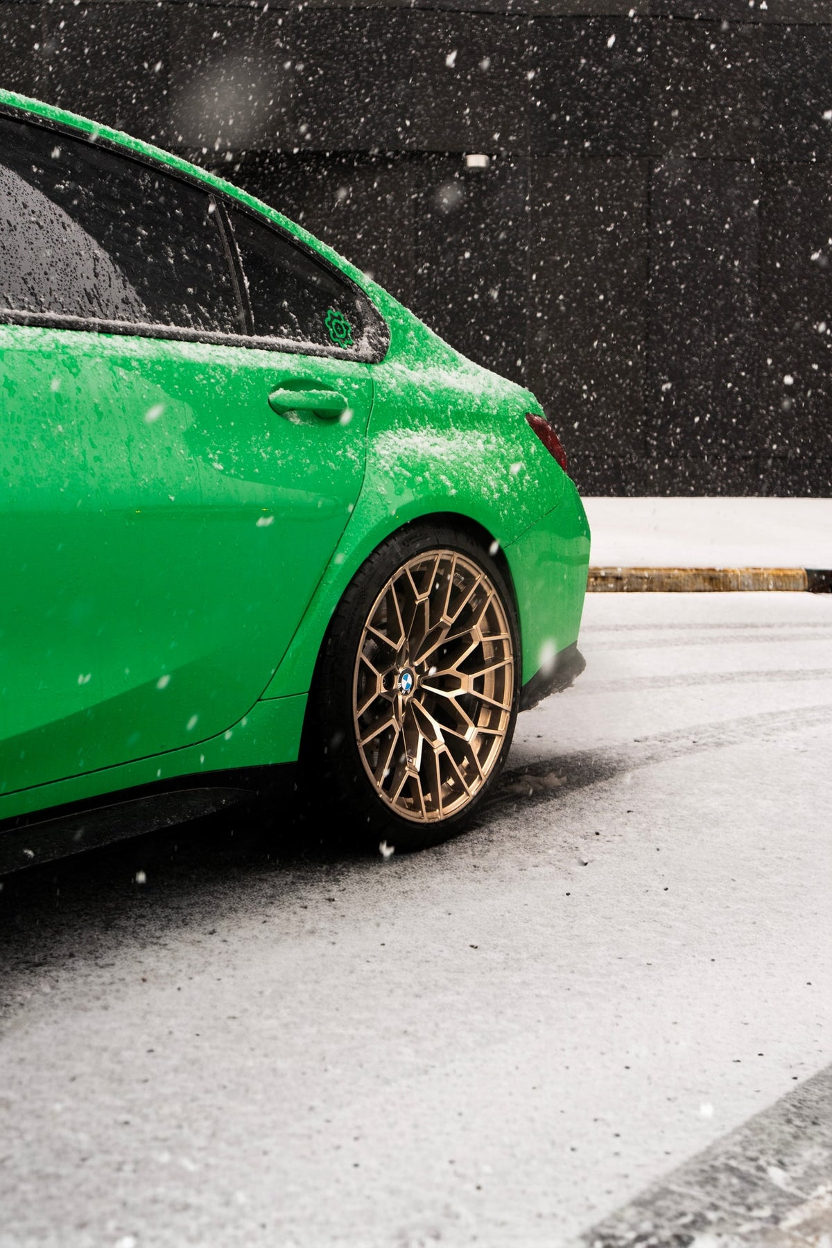 2024 BMW M3 CS Signal Green — vehicle photo 6