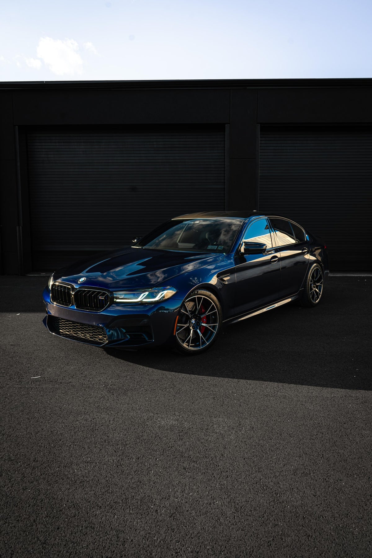 2021 BMW M5 Competition Tanzanite Blue — vehicle photo 2