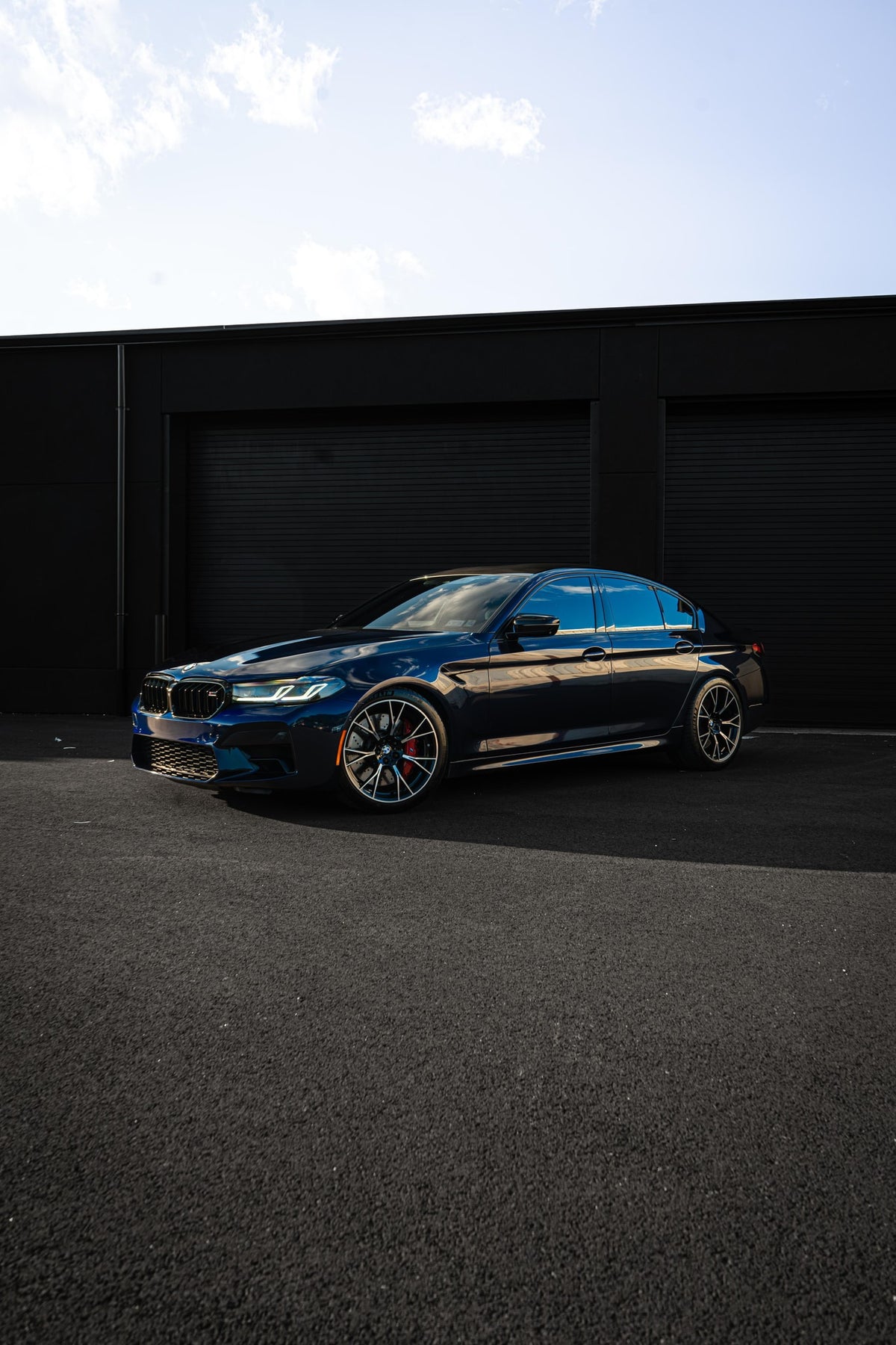 2021 BMW M5 Competition Tanzanite Blue — vehicle photo 3