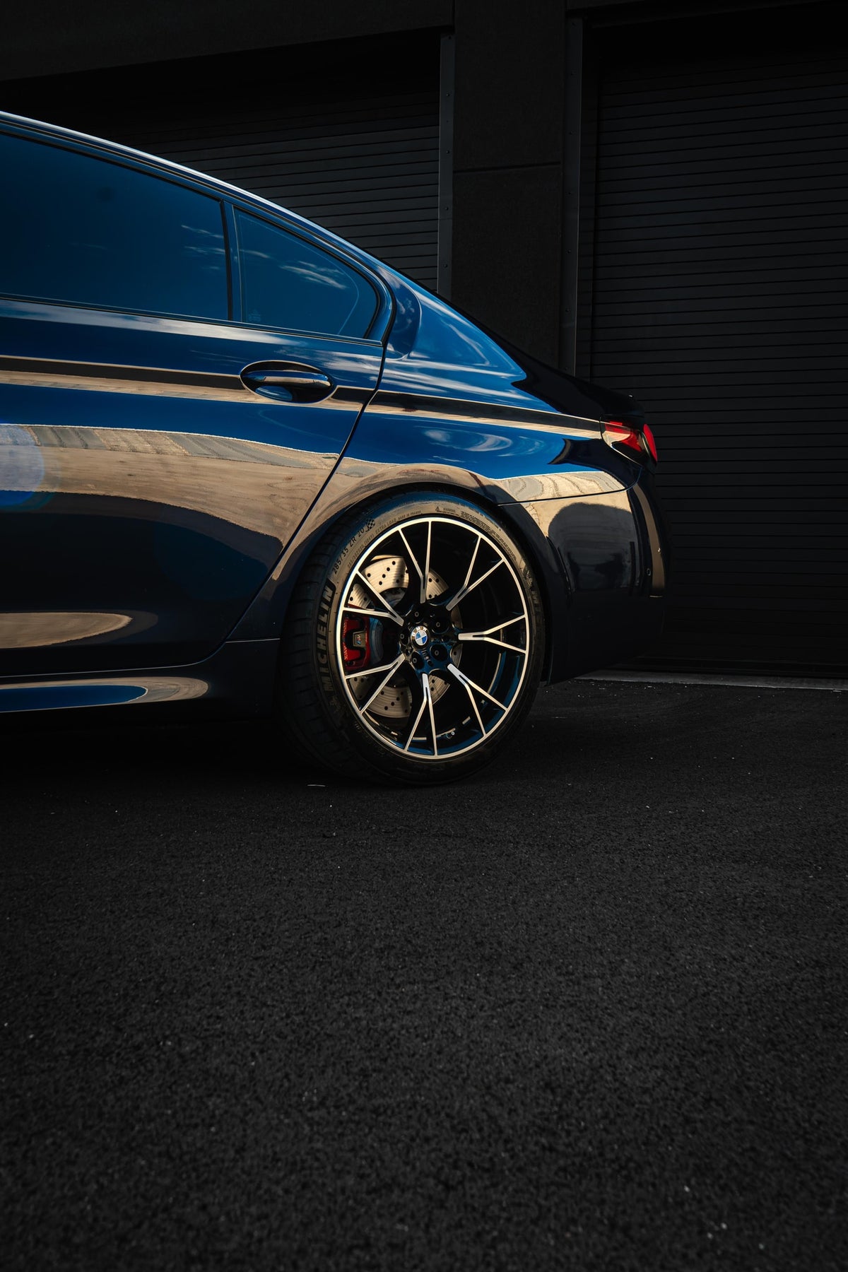 2021 BMW M5 Competition Tanzanite Blue — vehicle photo 6