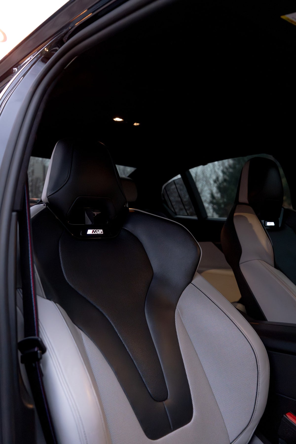 2025 BMW M5 G90 Black — vehicle photo 6