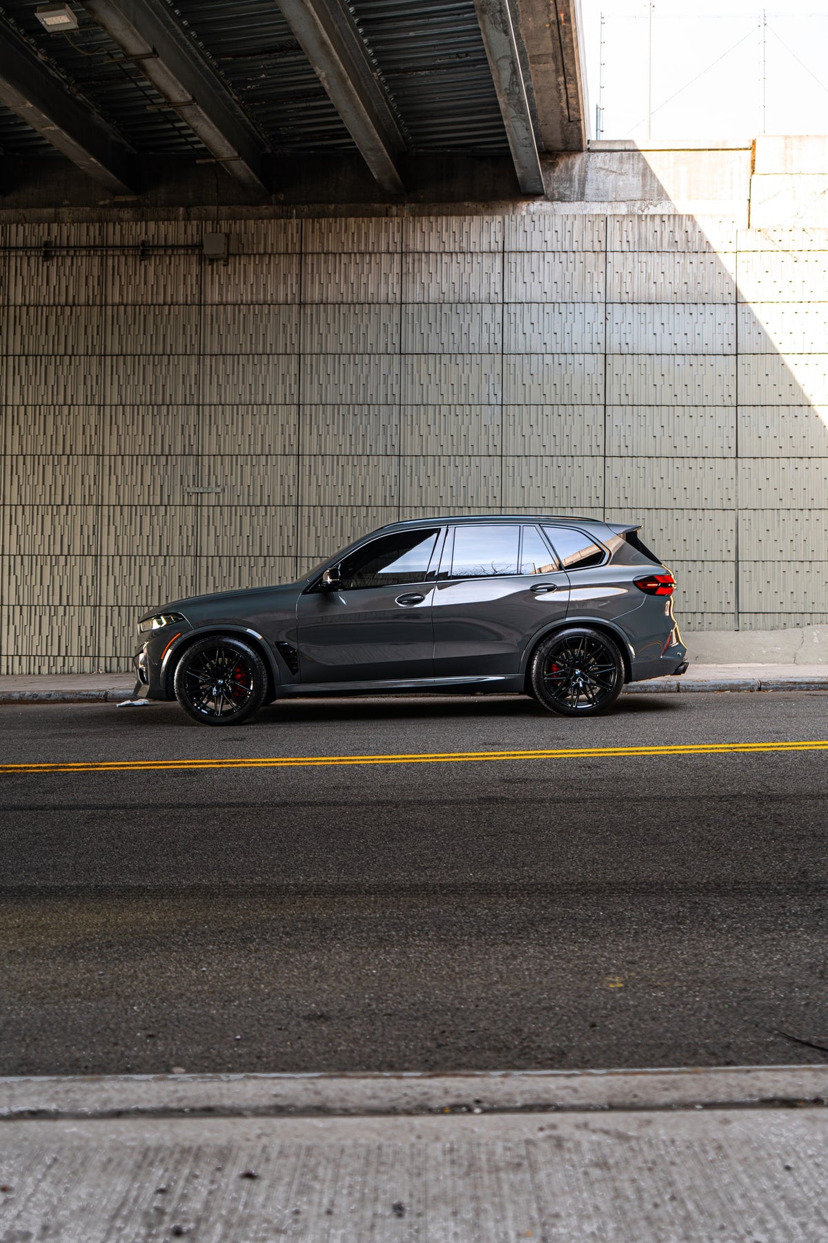 2026 BMW X5M Competition Dravit Grey — vehicle photo 2