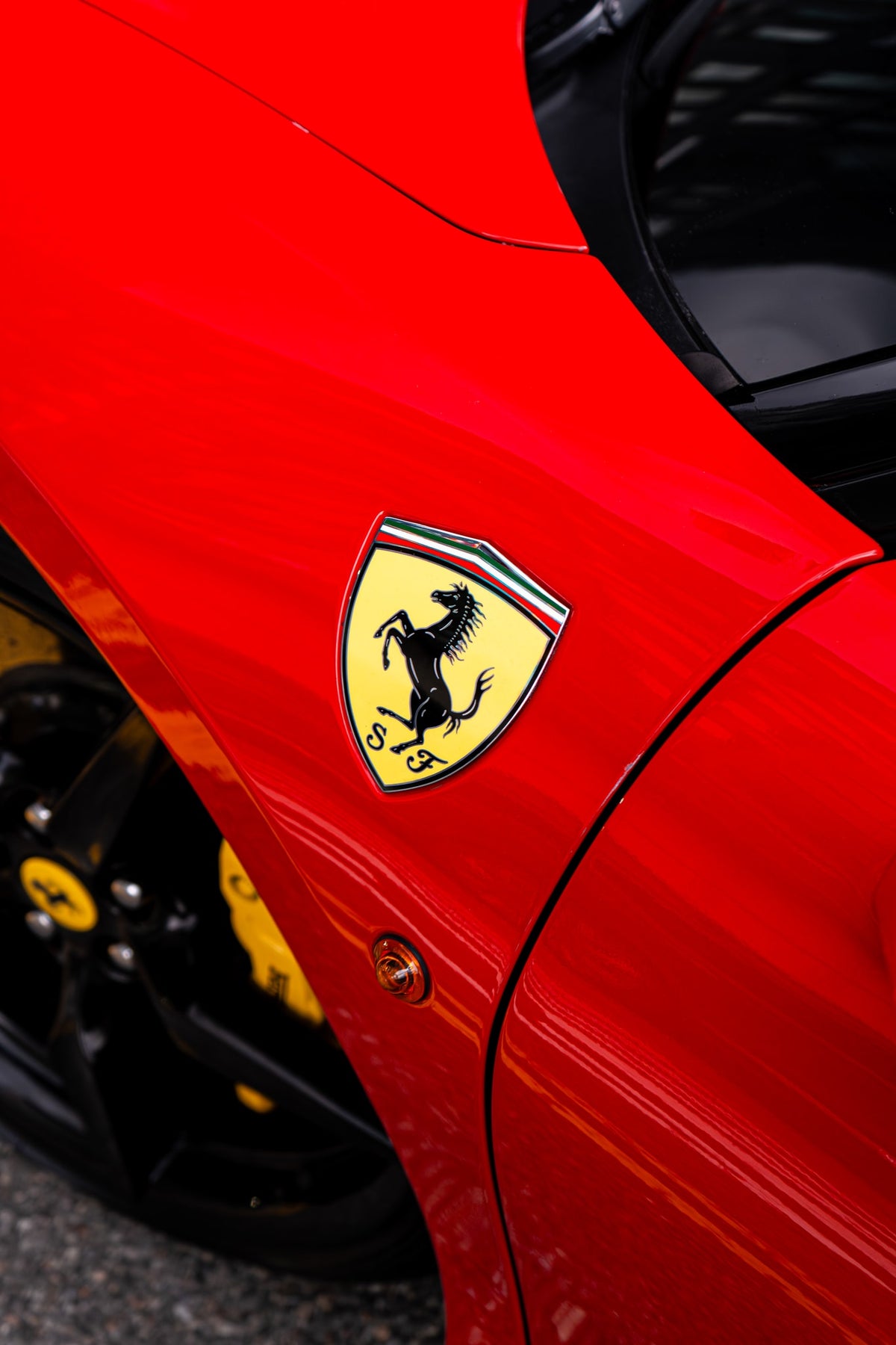 2018 Ferrari 488 GTB Rosso Corsa Red — vehicle photo 10