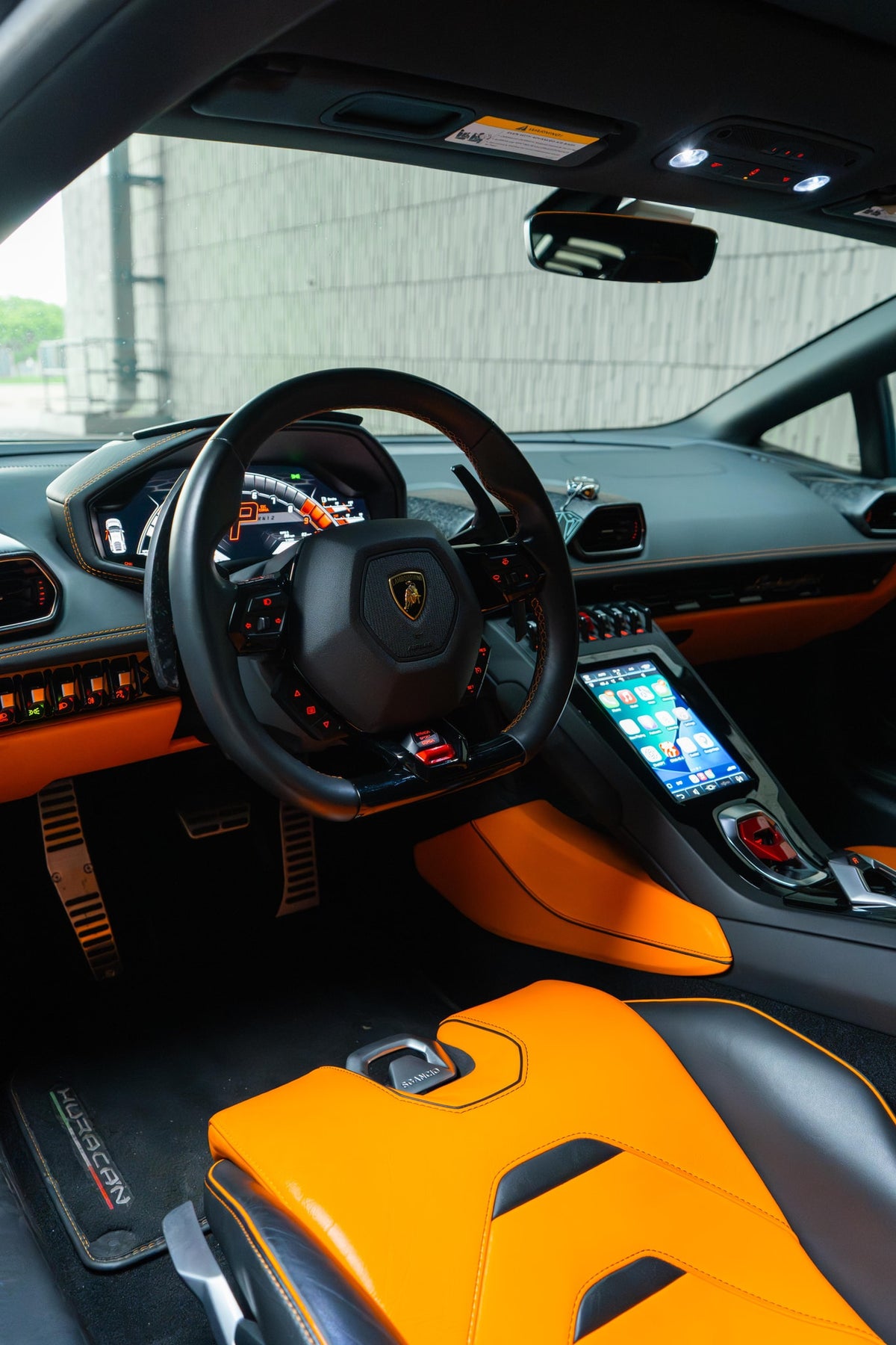 2020 Lamborghini Huracan EVO Blu Eleos — vehicle photo 10