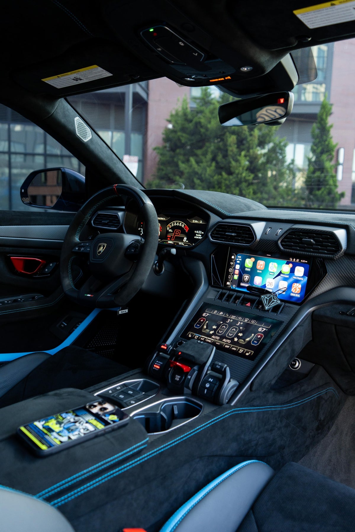 2023 Lamborghini Urus Performante Blu Cepheus — vehicle photo 9