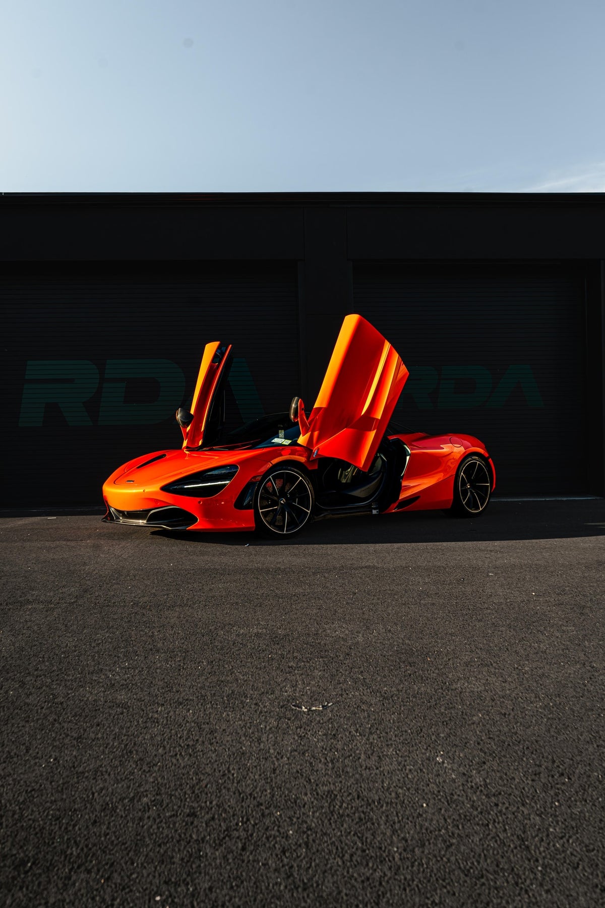 2020 McLaren 720s Spyder Orange — vehicle photo 4