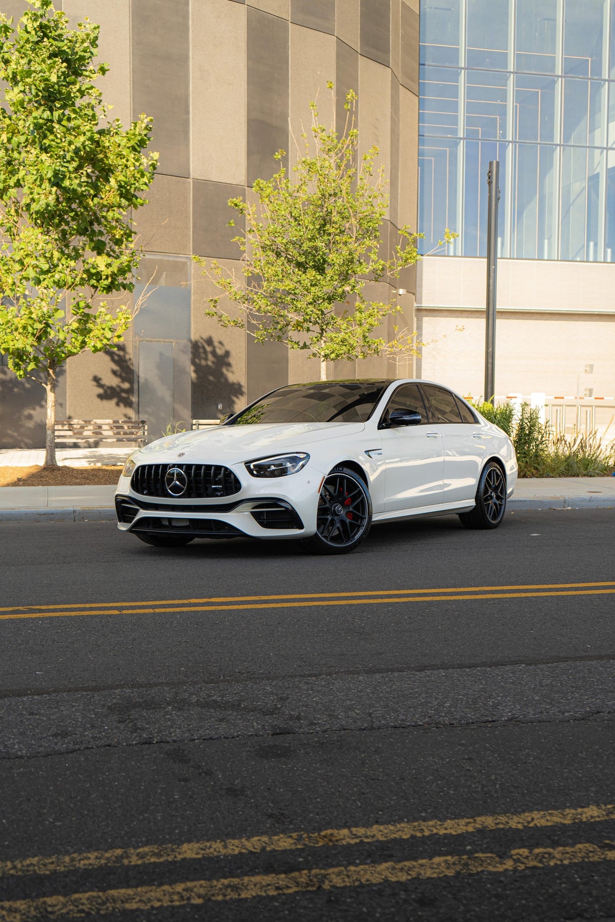 2021 Mercedes-Benz AMG E63s White — vehicle photo 1