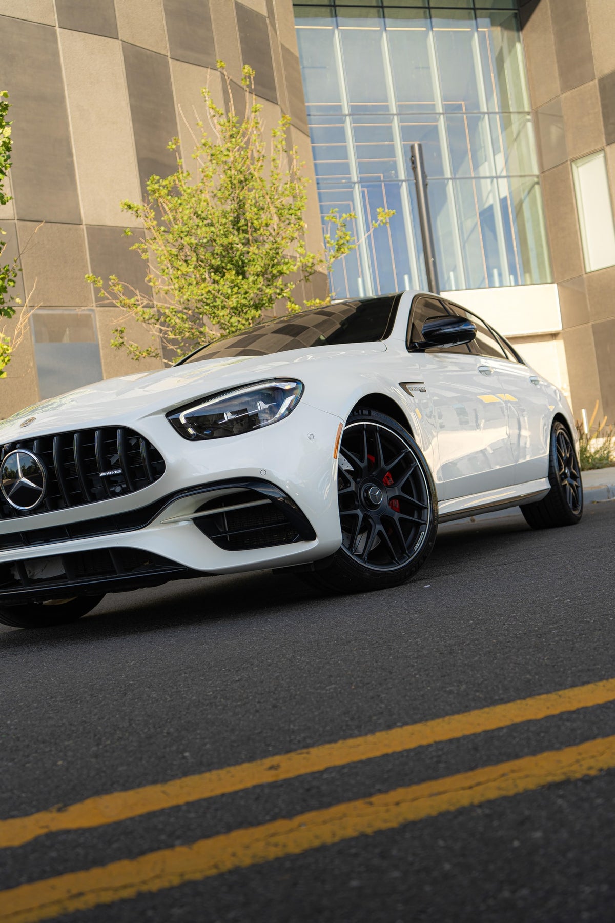 2021 Mercedes-Benz AMG E63s White — vehicle photo 5