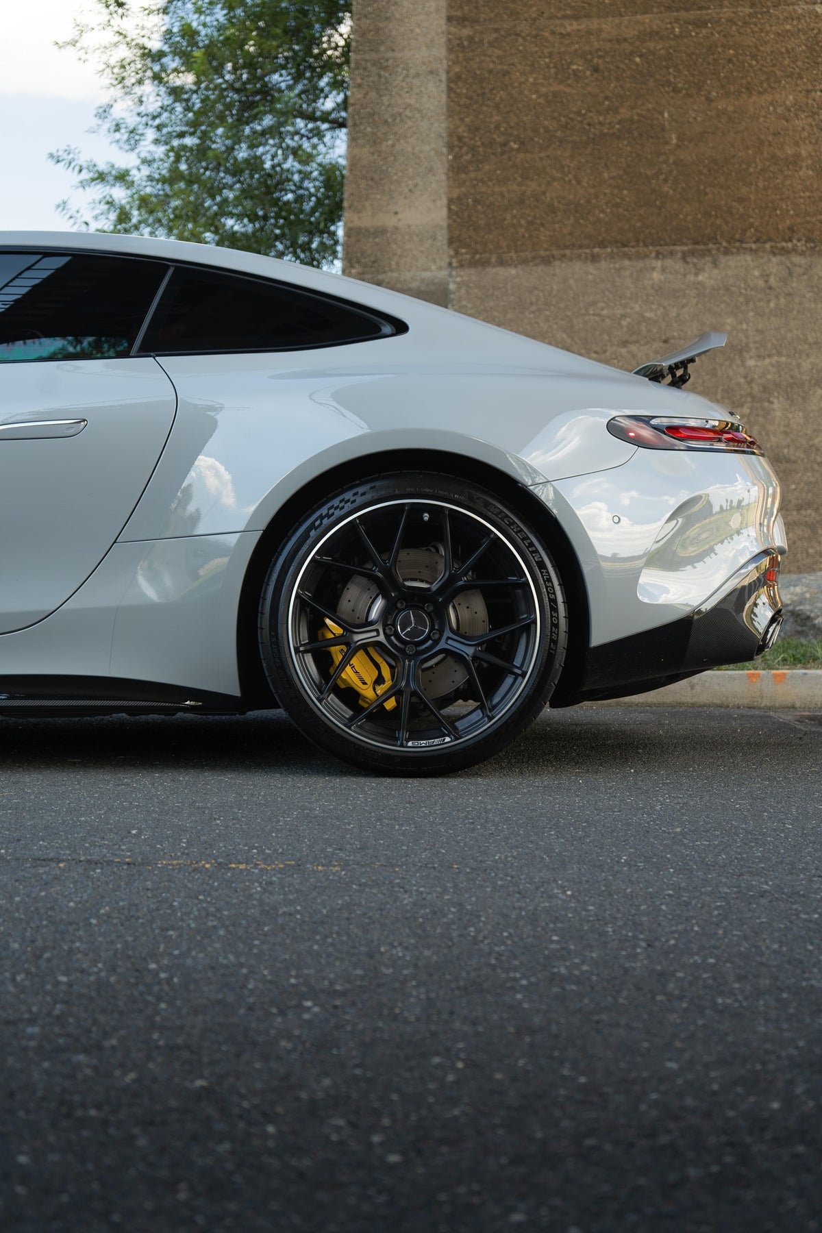 2024 Mercedes-Benz AMG GT63 Coupe Grey — vehicle photo 5