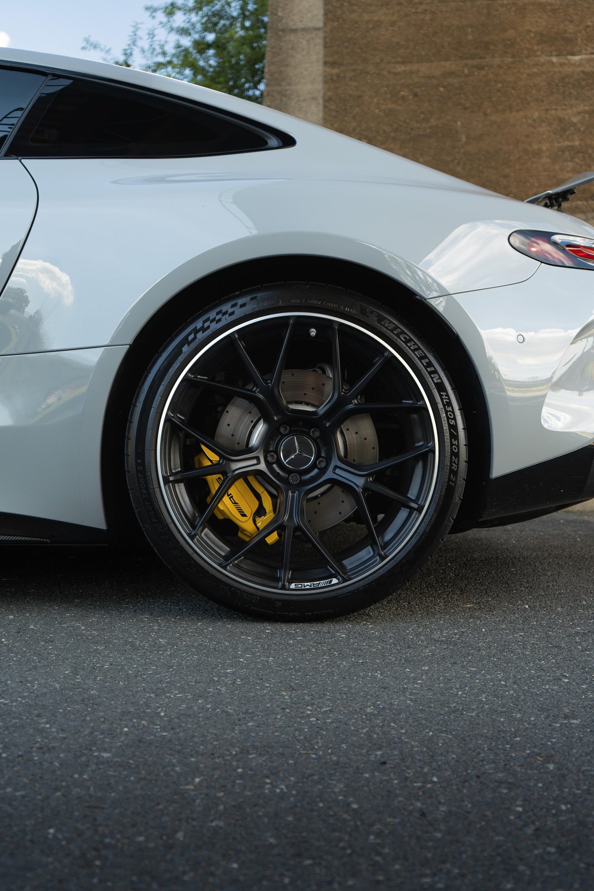 2024 Mercedes-Benz AMG GT63 Coupe Grey — vehicle photo 6