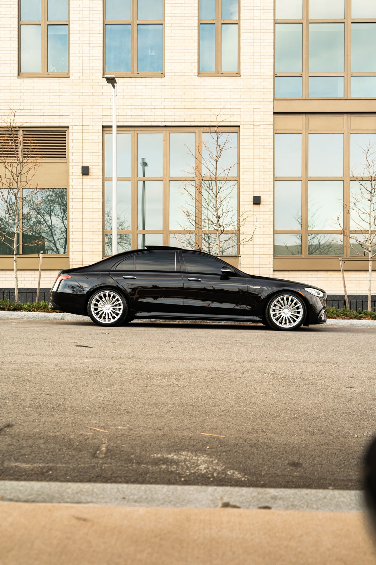 2025 Mercedes-Benz AMG S63 Black — vehicle photo 6