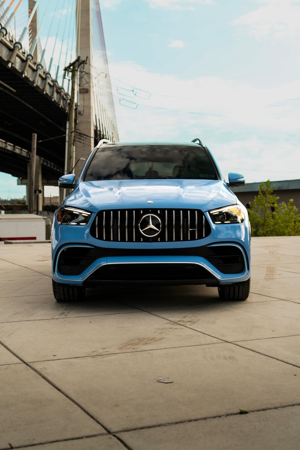 2024 Mercedes-Benz GLE 63s China Blue — vehicle photo 3