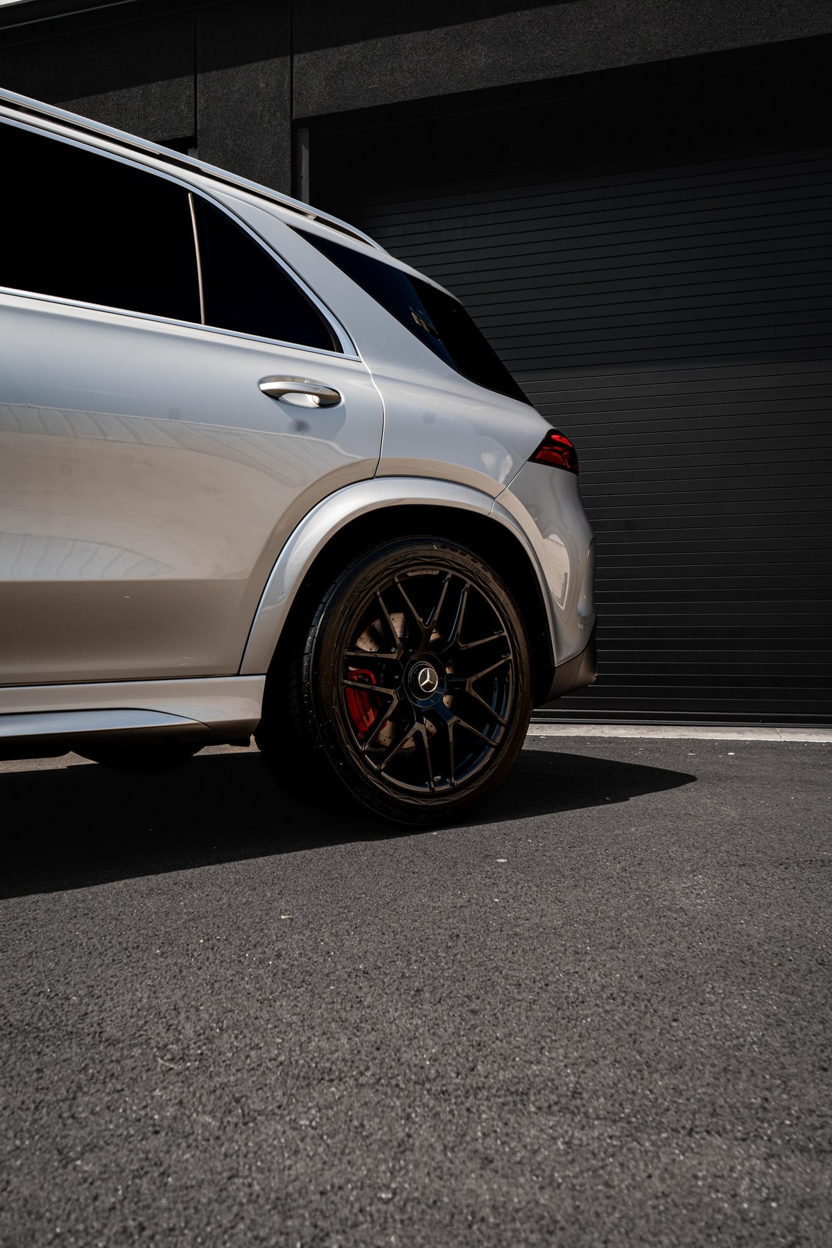 2024 Mercedes-Benz GLE 63s Silver — vehicle photo 6