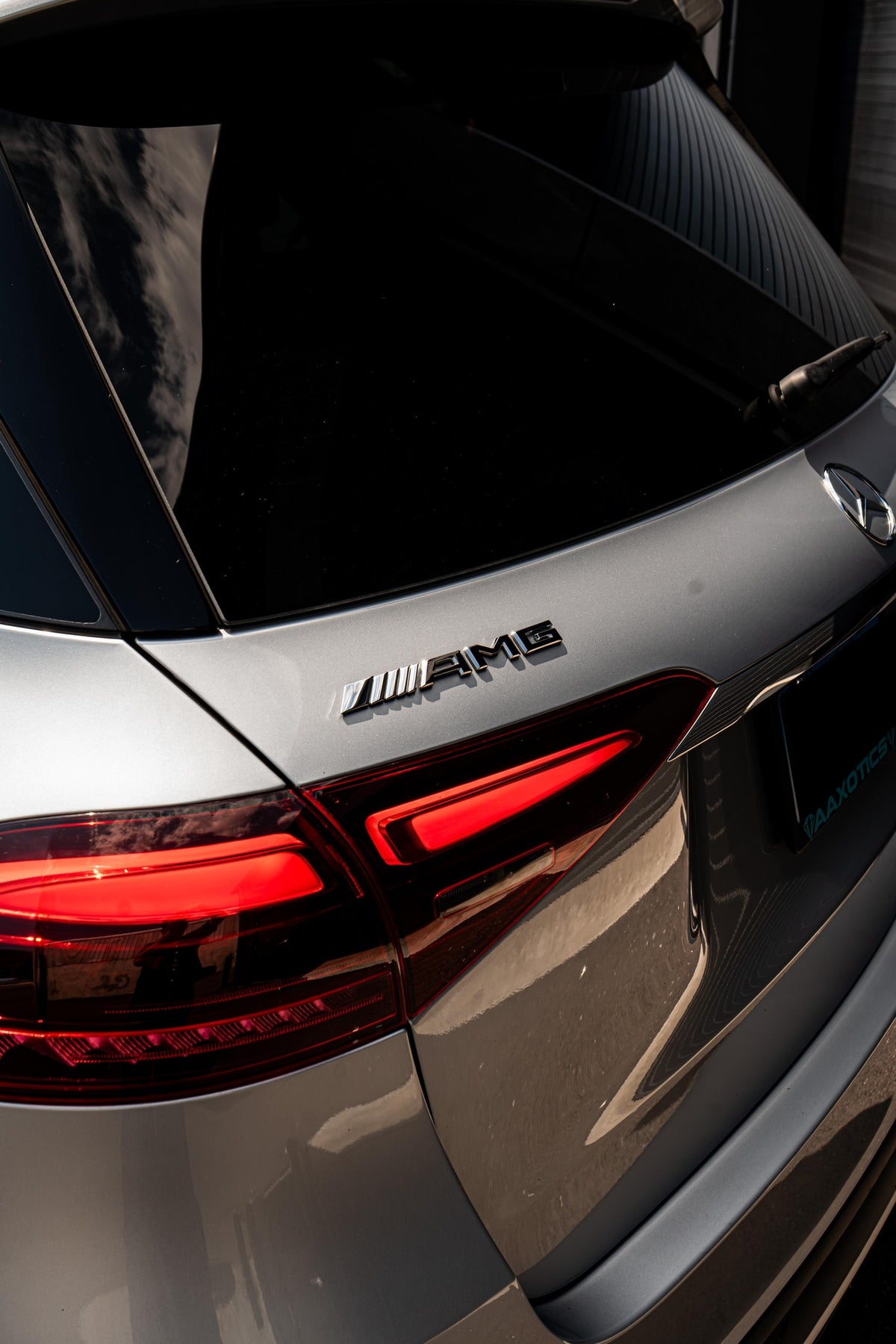 2024 Mercedes-Benz GLE 63s Silver — vehicle photo 8