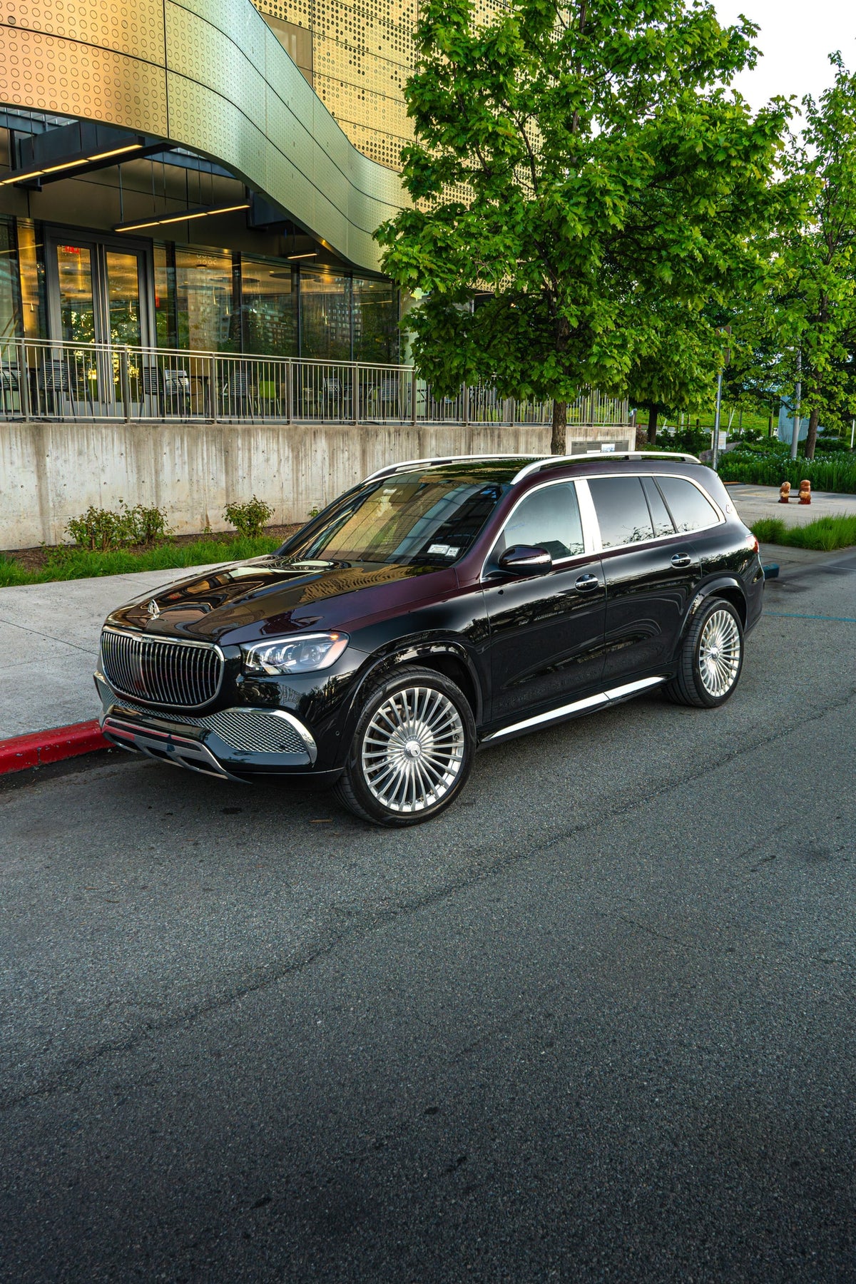 2023 Mercedes-Benz GLS600 Maybach Black/Red — vehicle photo 1