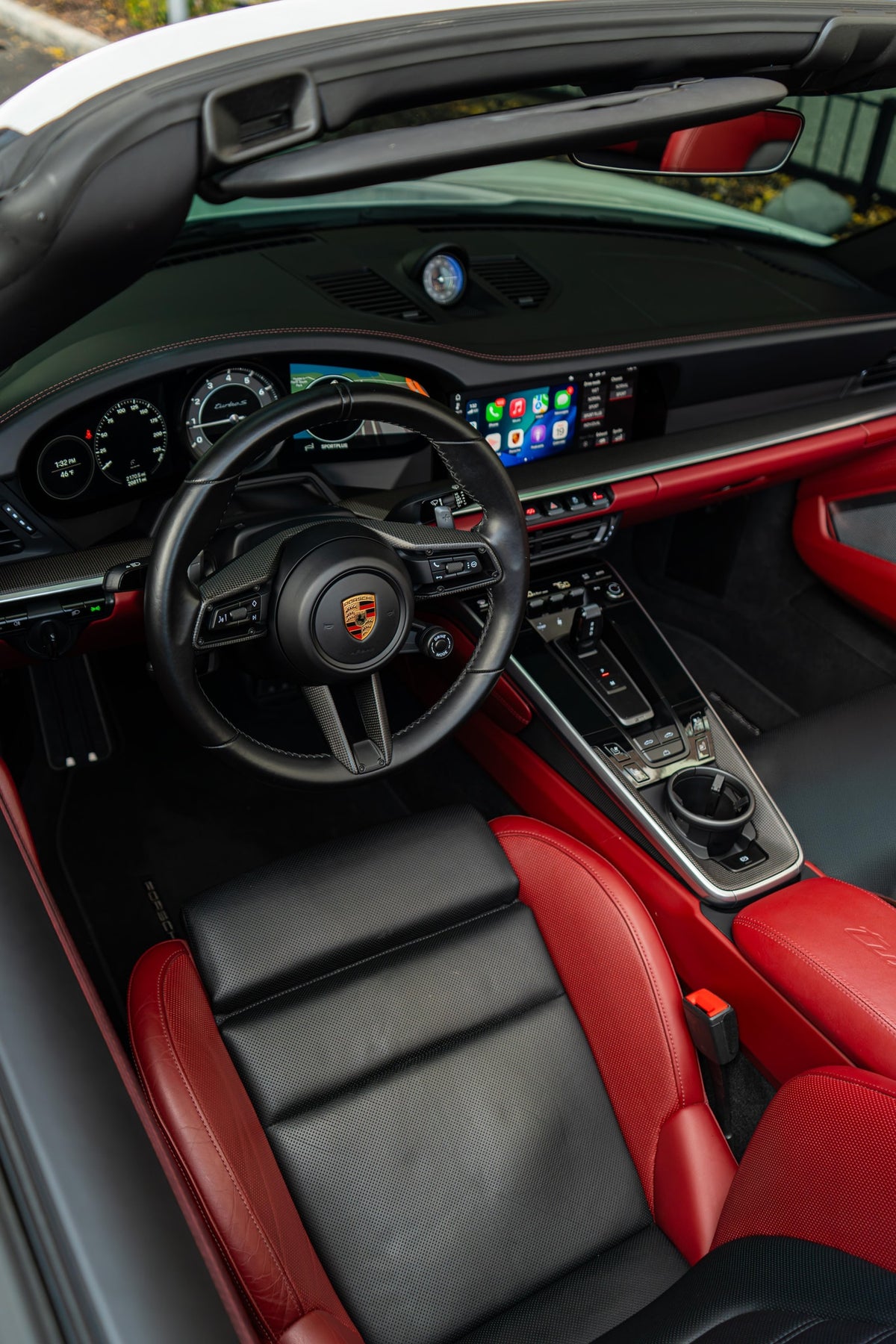 2021 Porsche 911 Turbo S Cabrio White — vehicle photo 9