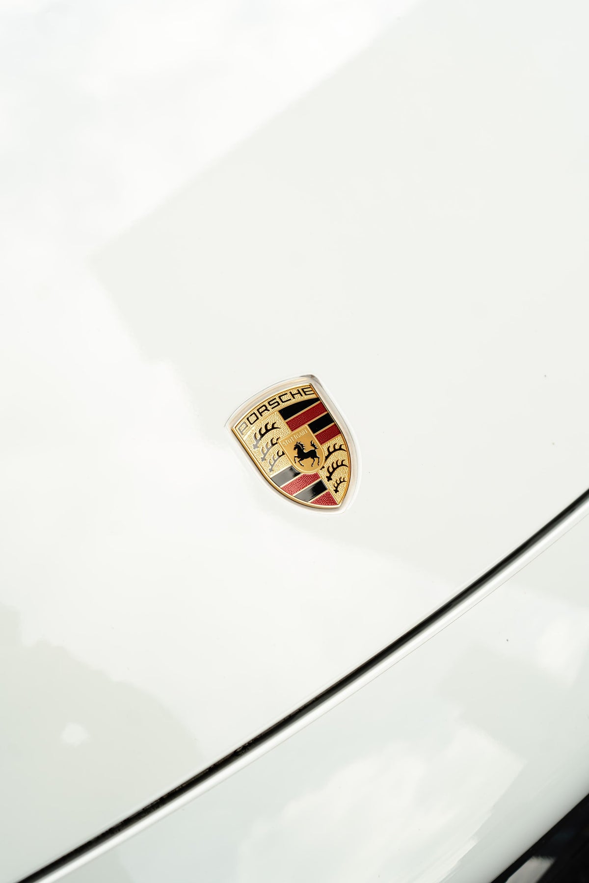2021 Porsche 911 Turbo S Cabrio White — vehicle photo 17
