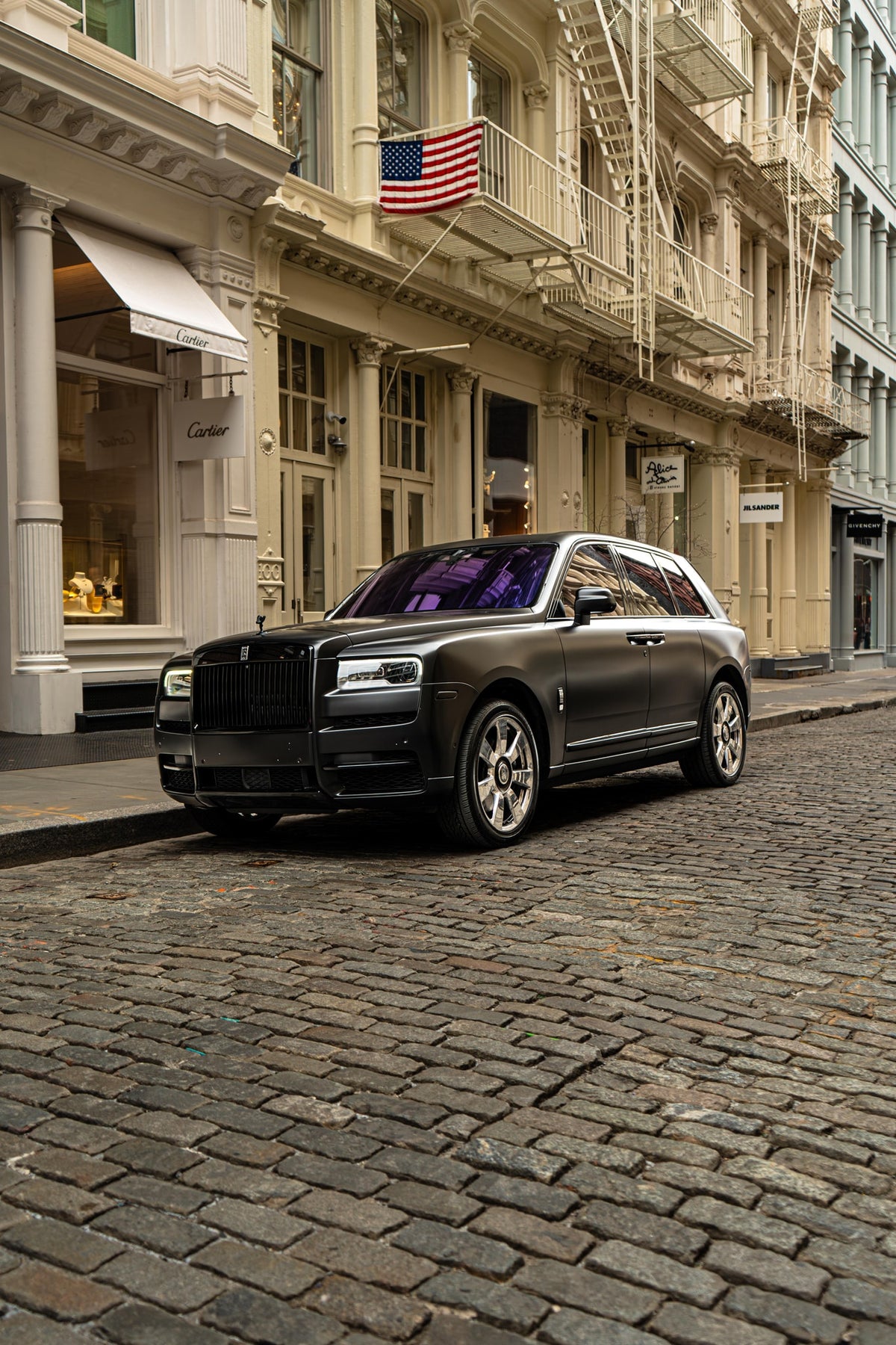 2021 Rolls-Royce Cullinan Matte Black — vehicle photo 4