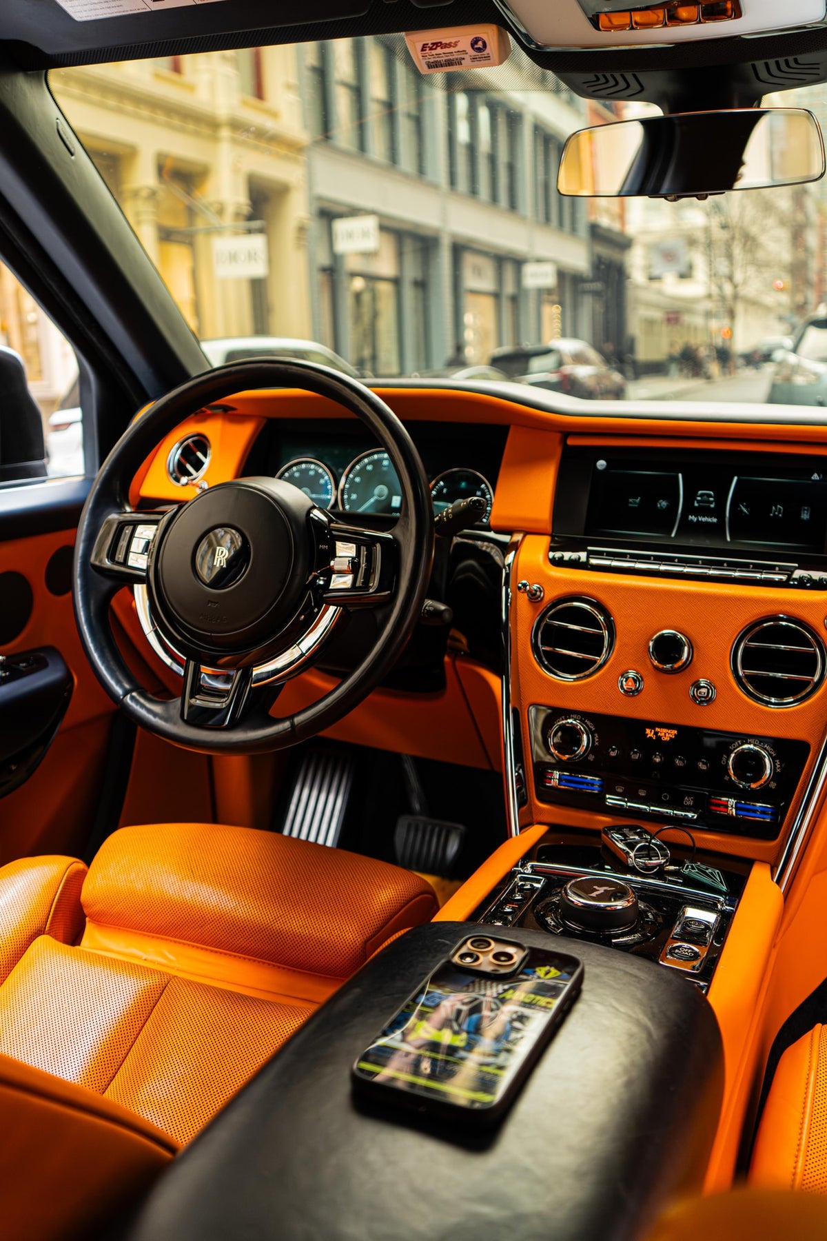 2021 Rolls-Royce Cullinan Matte Black — vehicle photo 11